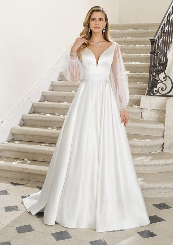 Ladybird 421037, Pronovias Group