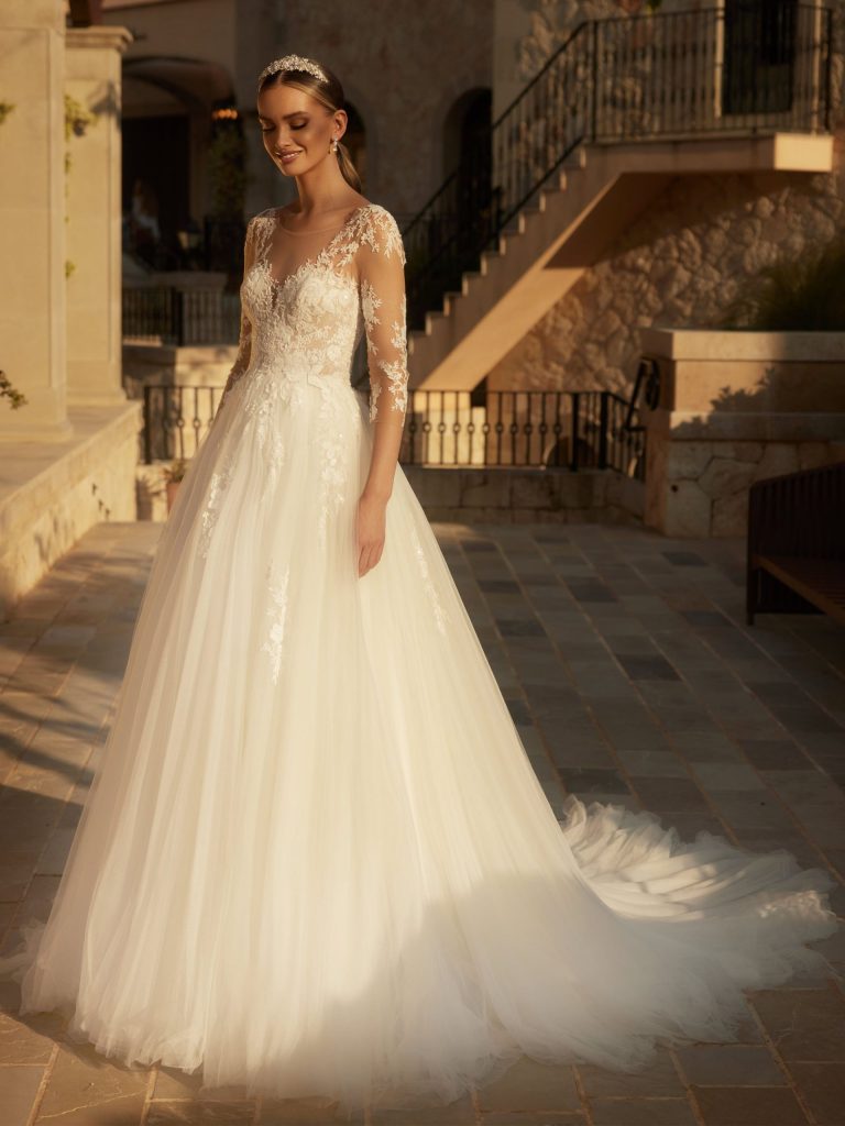 Carnelian, Bianco Evento